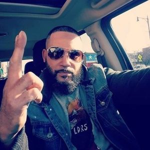 Meet your Posher, Javier